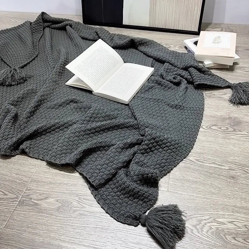 Solid Color Wool Knit Blanket with Tassel, Super Soft Bohemia Throw